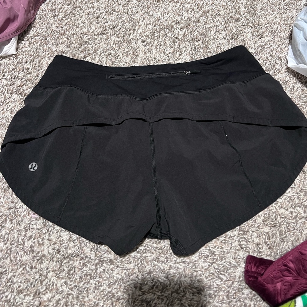 Black Lululemon shorts
